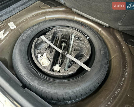 Коричневий Шкода Суперб, об'ємом двигуна 1.6 л та пробігом 258 тис. км за 10899 $, фото 159 на Automoto.ua