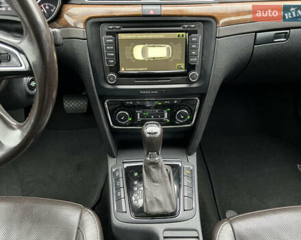 Коричневый Шкода Суперб, объемом двигателя 1.97 л и пробегом 123 тыс. км за 17499 $, фото 18 на Automoto.ua