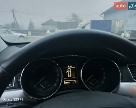 Коричневый Шкода Суперб, объемом двигателя 2 л и пробегом 204 тыс. км за 13499 $, фото 23 на Automoto.ua