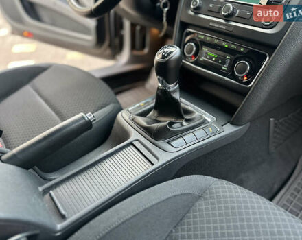 Коричневий Шкода Суперб, об'ємом двигуна 1.6 л та пробігом 258 тис. км за 10899 $, фото 117 на Automoto.ua