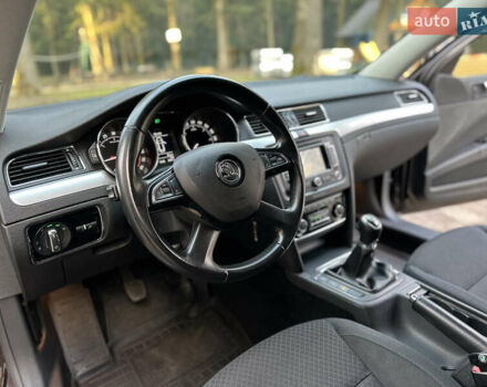 Коричневий Шкода Суперб, об'ємом двигуна 1.6 л та пробігом 258 тис. км за 10899 $, фото 95 на Automoto.ua