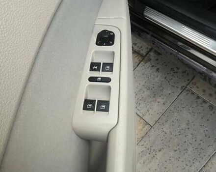 Коричневый Шкода Суперб, объемом двигателя 2 л и пробегом 275 тыс. км за 12000 $, фото 3 на Automoto.ua