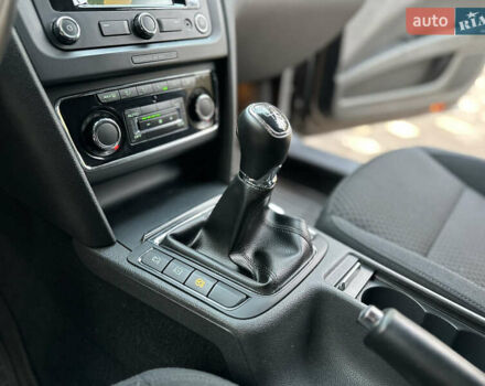 Коричневий Шкода Суперб, об'ємом двигуна 1.6 л та пробігом 258 тис. км за 10899 $, фото 99 на Automoto.ua