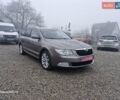 Коричневый Шкода Суперб, объемом двигателя 2 л и пробегом 204 тыс. км за 13499 $, фото 1 на Automoto.ua