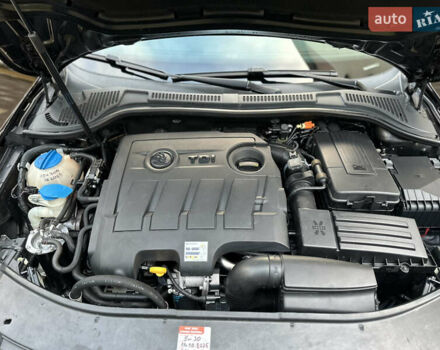 Коричневий Шкода Суперб, об'ємом двигуна 1.6 л та пробігом 258 тис. км за 10899 $, фото 162 на Automoto.ua