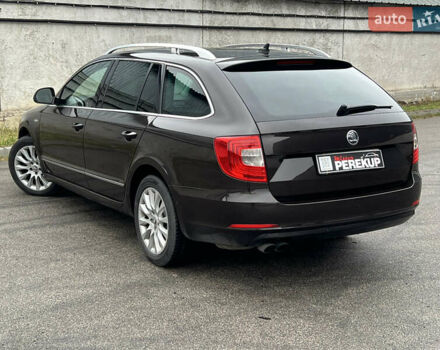 Коричневый Шкода Суперб, объемом двигателя 1.97 л и пробегом 123 тыс. км за 17499 $, фото 3 на Automoto.ua