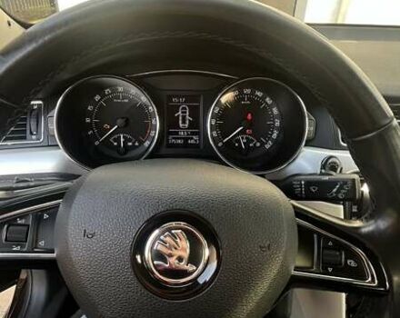 Коричневый Шкода Суперб, объемом двигателя 2 л и пробегом 275 тыс. км за 12000 $, фото 2 на Automoto.ua