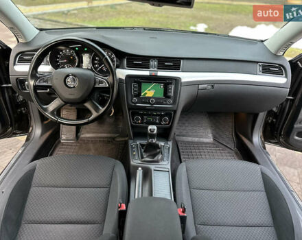 Коричневий Шкода Суперб, об'ємом двигуна 1.6 л та пробігом 258 тис. км за 10899 $, фото 4 на Automoto.ua