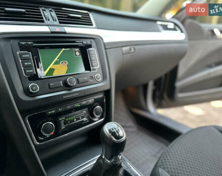 Коричневий Шкода Суперб, об'ємом двигуна 1.6 л та пробігом 258 тис. км за 10899 $, фото 100 на Automoto.ua