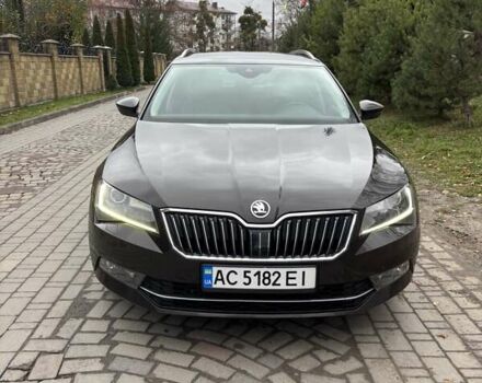 Коричневый Шкода Суперб, объемом двигателя 1.97 л и пробегом 259 тыс. км за 14500 $, фото 1 на Automoto.ua