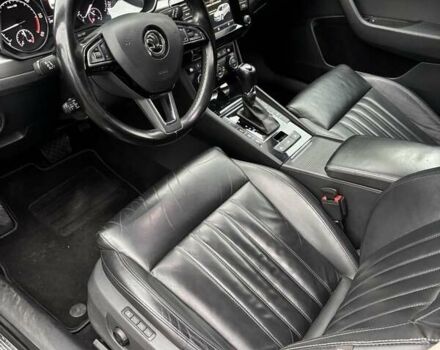 Коричневый Шкода Суперб, объемом двигателя 1.97 л и пробегом 259 тыс. км за 14500 $, фото 3 на Automoto.ua