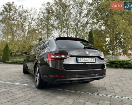 Коричневый Шкода Суперб, объемом двигателя 2 л и пробегом 326 тыс. км за 16200 $, фото 2 на Automoto.ua