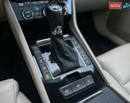 Коричневый Шкода Суперб, объемом двигателя 2 л и пробегом 255 тыс. км за 20000 $, фото 50 на Automoto.ua