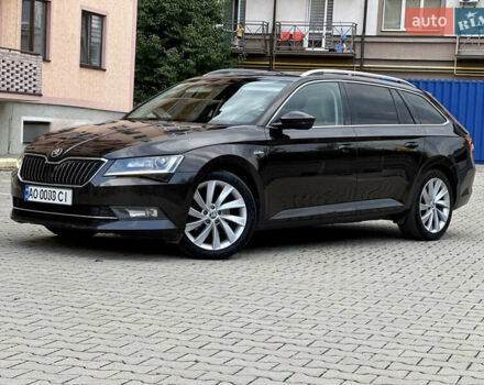 Коричневый Шкода Суперб, объемом двигателя 2 л и пробегом 255 тыс. км за 20500 $, фото 2 на Automoto.ua