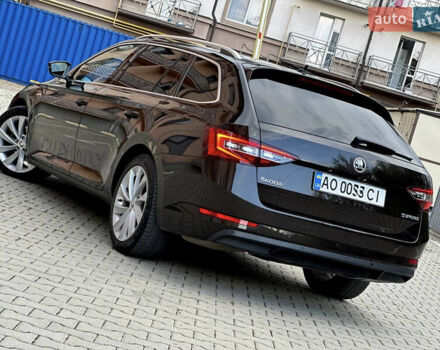 Коричневый Шкода Суперб, объемом двигателя 2 л и пробегом 255 тыс. км за 20500 $, фото 6 на Automoto.ua