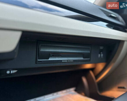 Коричневый Шкода Суперб, объемом двигателя 2 л и пробегом 255 тыс. км за 20000 $, фото 52 на Automoto.ua