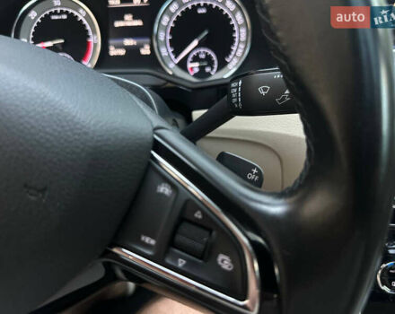 Коричневый Шкода Суперб, объемом двигателя 2 л и пробегом 255 тыс. км за 20500 $, фото 40 на Automoto.ua