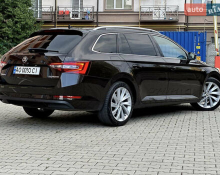 Коричневый Шкода Суперб, объемом двигателя 2 л и пробегом 255 тыс. км за 20000 $, фото 12 на Automoto.ua