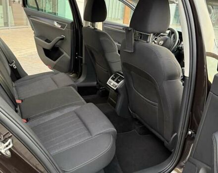 Коричневий Шкода Суперб, об'ємом двигуна 2 л та пробігом 141 тис. км за 23500 $, фото 8 на Automoto.ua