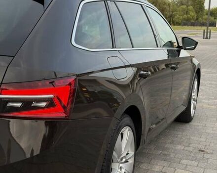 Коричневий Шкода Суперб, об'ємом двигуна 2 л та пробігом 141 тис. км за 23500 $, фото 3 на Automoto.ua