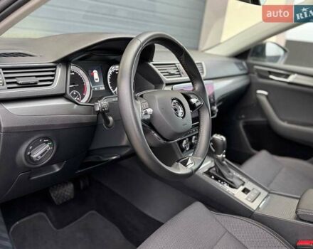 Коричневый Шкода Суперб, объемом двигателя 1.97 л и пробегом 235 тыс. км за 21500 $, фото 63 на Automoto.ua