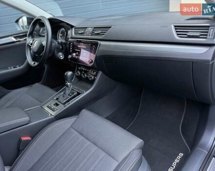 Коричневый Шкода Суперб, объемом двигателя 1.97 л и пробегом 235 тыс. км за 21500 $, фото 45 на Automoto.ua