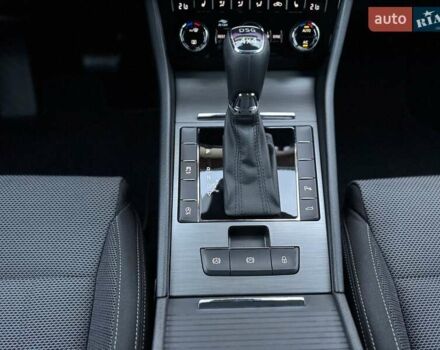 Коричневый Шкода Суперб, объемом двигателя 1.97 л и пробегом 235 тыс. км за 21500 $, фото 56 на Automoto.ua