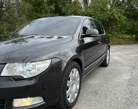 Коричневий Шкода Суперб, об'ємом двигуна 2 л та пробігом 194 тис. км за 9800 $, фото 16 на Automoto.ua