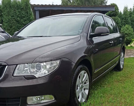 Коричневый Шкода Суперб, объемом двигателя 1.8 л и пробегом 182 тыс. км за 8100 $, фото 1 на Automoto.ua