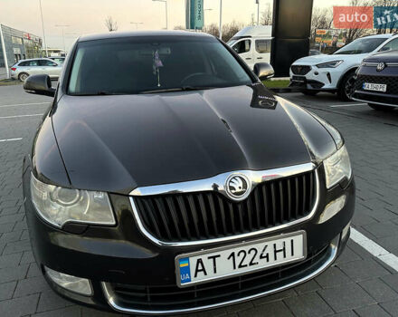 Коричневый Шкода Суперб, объемом двигателя 1.8 л и пробегом 245 тыс. км за 6000 $, фото 4 на Automoto.ua