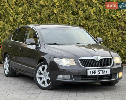 Коричневый Шкода Суперб, объемом двигателя 1.8 л и пробегом 186 тыс. км за 7999 $, фото 1 на Automoto.ua