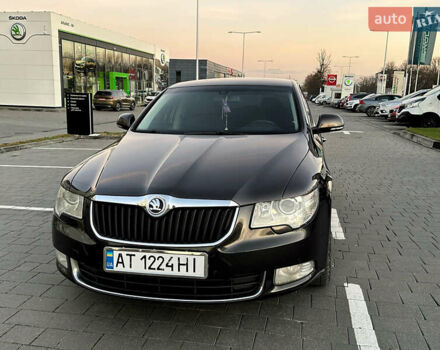 Коричневый Шкода Суперб, объемом двигателя 1.8 л и пробегом 245 тыс. км за 6000 $, фото 2 на Automoto.ua