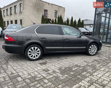 Коричневый Шкода Суперб, объемом двигателя 1.8 л и пробегом 292 тыс. км за 7990 $, фото 43 на Automoto.ua