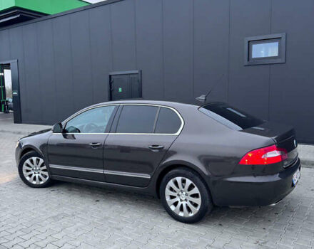 Коричневый Шкода Суперб, объемом двигателя 2 л и пробегом 337 тыс. км за 8900 $, фото 7 на Automoto.ua