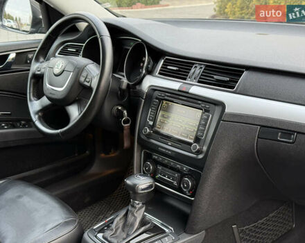 Коричневый Шкода Суперб, объемом двигателя 1.8 л и пробегом 186 тыс. км за 7999 $, фото 26 на Automoto.ua