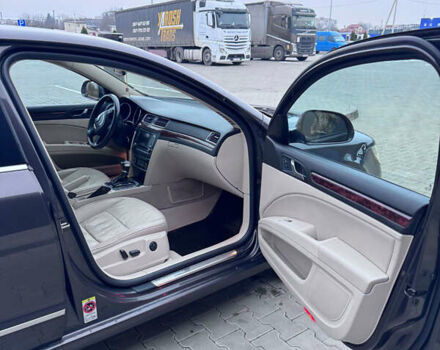 Коричневый Шкода Суперб, объемом двигателя 2 л и пробегом 337 тыс. км за 8900 $, фото 13 на Automoto.ua