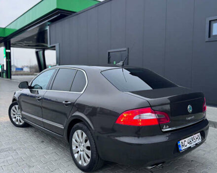 Коричневый Шкода Суперб, объемом двигателя 2 л и пробегом 337 тыс. км за 8900 $, фото 10 на Automoto.ua