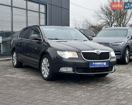 Коричневый Шкода Суперб, объемом двигателя 1.8 л и пробегом 292 тыс. км за 7990 $, фото 3 на Automoto.ua