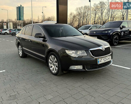 Коричневий Шкода Суперб, об'ємом двигуна 1.8 л та пробігом 240 тис. км за 6850 $, фото 2 на Automoto.ua