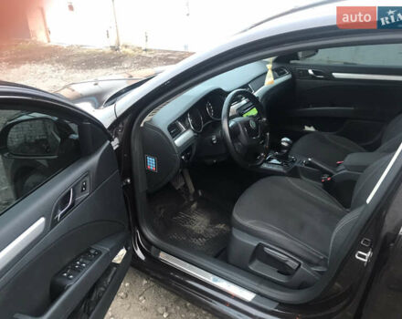 Коричневый Шкода Суперб, объемом двигателя 1.8 л и пробегом 173 тыс. км за 11000 $, фото 64 на Automoto.ua