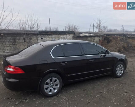 Коричневый Шкода Суперб, объемом двигателя 1.8 л и пробегом 173 тыс. км за 11000 $, фото 38 на Automoto.ua