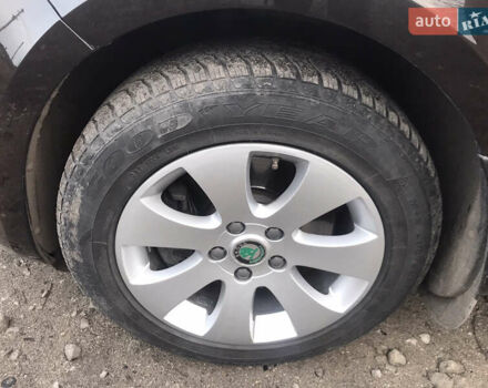 Коричневый Шкода Суперб, объемом двигателя 1.8 л и пробегом 173 тыс. км за 11000 $, фото 9 на Automoto.ua