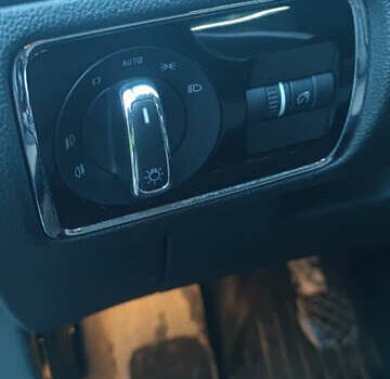 Шкода Суперб 2012 у Ужгороді на Automoto.ua Коричневий Шкода Суперб, об'ємом двигуна 1.6 л та пробігом 303 тис. км за 8900 $, фото 7 на Automoto.ua