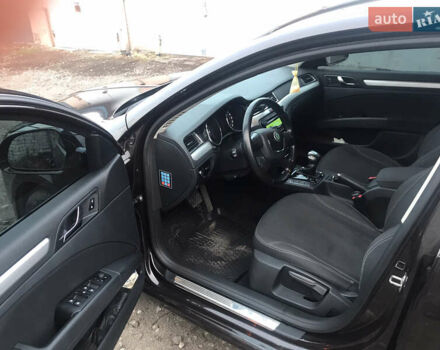 Коричневый Шкода Суперб, объемом двигателя 1.8 л и пробегом 173 тыс. км за 11000 $, фото 32 на Automoto.ua