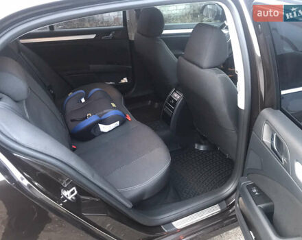 Коричневый Шкода Суперб, объемом двигателя 1.8 л и пробегом 173 тыс. км за 11000 $, фото 16 на Automoto.ua