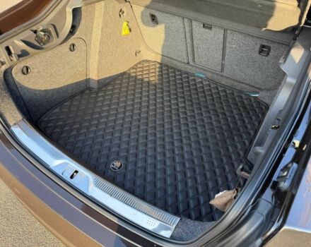 Коричневый Шкода Суперб, объемом двигателя 0 л и пробегом 235 тыс. км за 12600 $, фото 10 на Automoto.ua