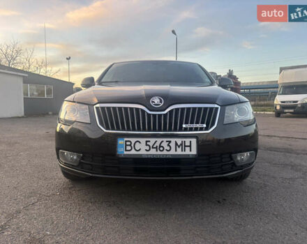 Коричневый Шкода Суперб, объемом двигателя 1.6 л и пробегом 269 тыс. км за 10799 $, фото 3 на Automoto.ua