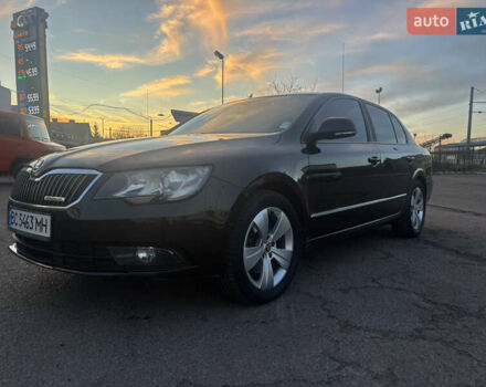 Коричневый Шкода Суперб, объемом двигателя 1.6 л и пробегом 269 тыс. км за 10799 $, фото 5 на Automoto.ua