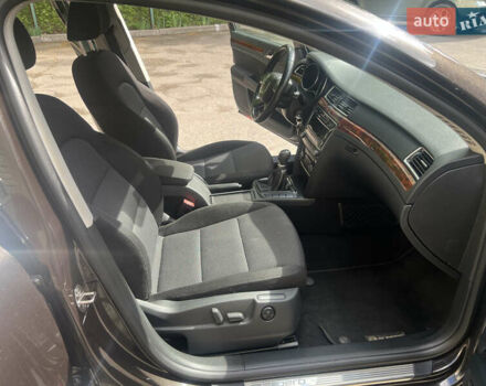 Коричневий Шкода Суперб, об'ємом двигуна 1.8 л та пробігом 250 тис. км за 9100 $, фото 27 на Automoto.ua