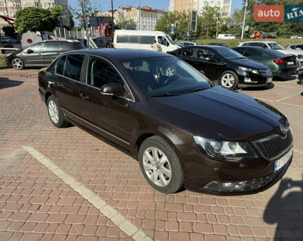 Коричневый Шкода Суперб, объемом двигателя 2 л и пробегом 280 тыс. км за 16000 $, фото 2 на Automoto.ua